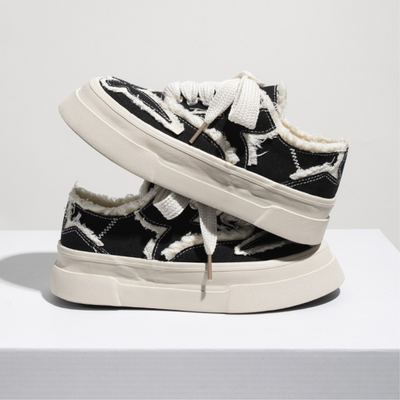 Flare Sneaker | Midnight Black &amp; White