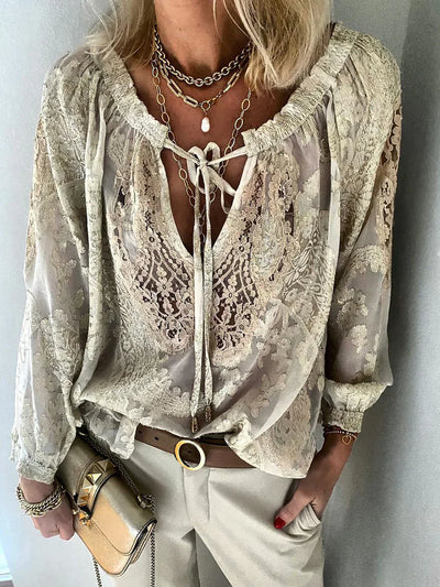 Kiki – Unieke Blouse met Kantdetails