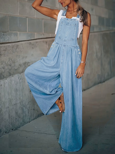 Sophie | Effen lichtblauwe casual denim overall