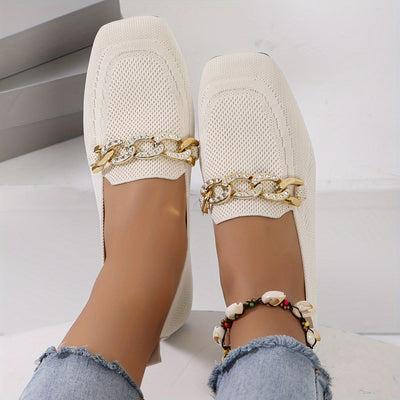 Elena | Elegant ballet flats with a metal chain