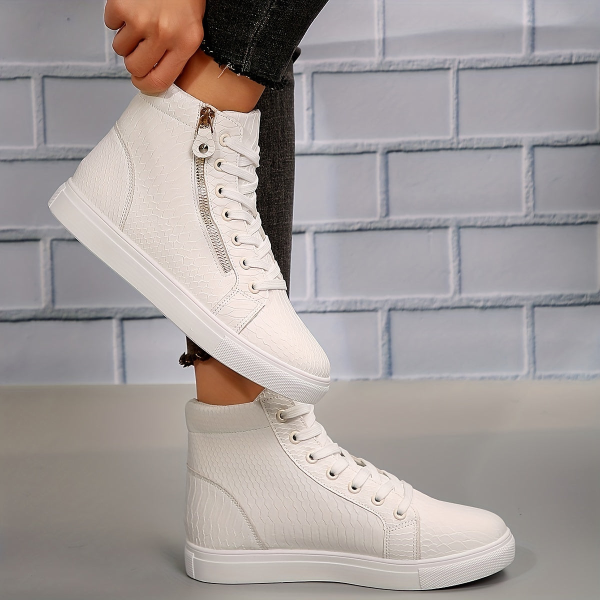 Sophie | Effen casual sneakers met rits