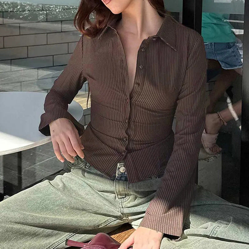 Eva - The Elegant Retro Blouse