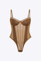Thora - Plus Size Vrouwen Bodysuit met Sexy Kanten Details