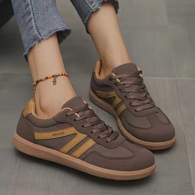 Nina | Lichtgewicht lage sneakers in effen kleur en printontwerp