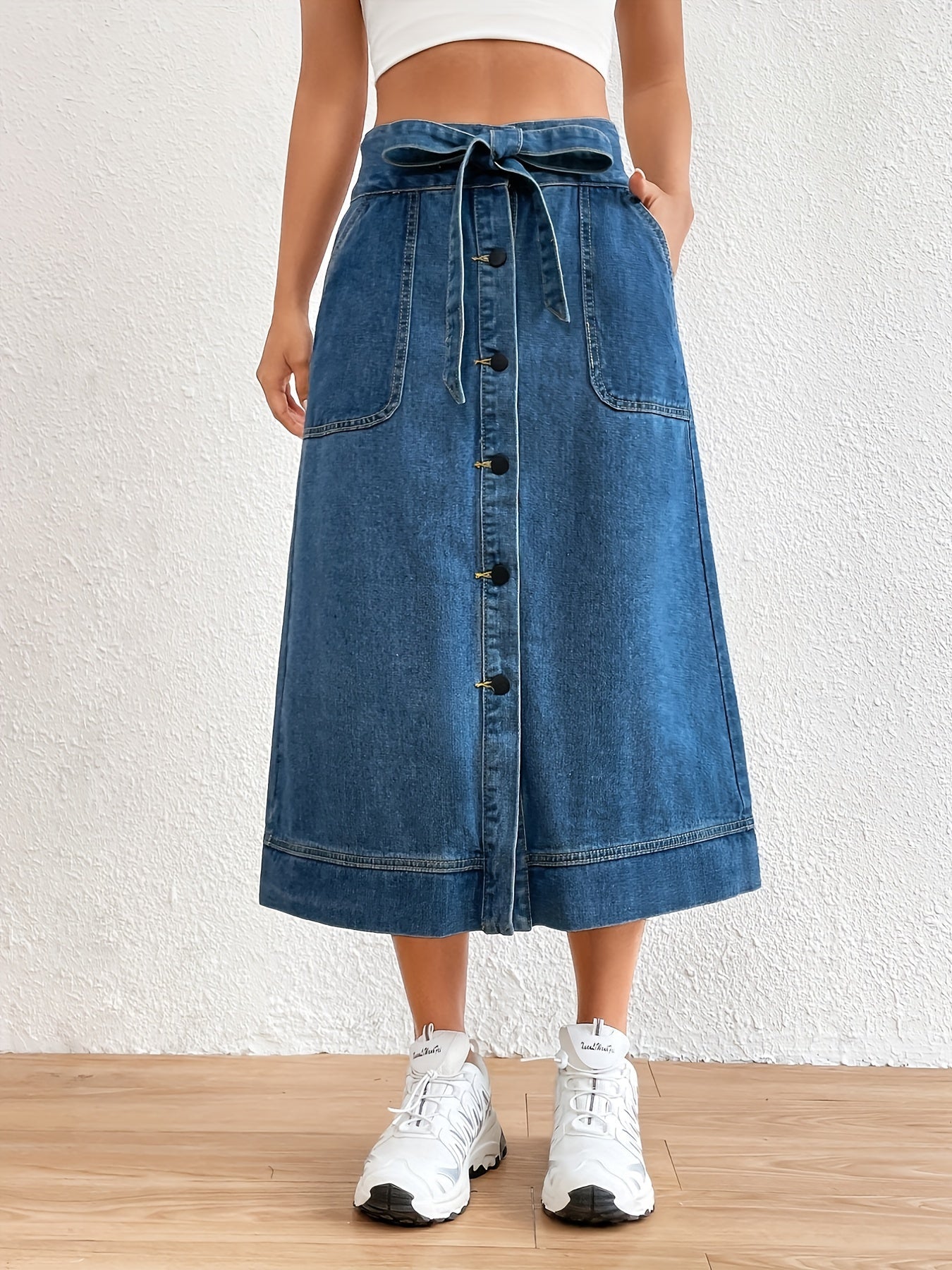 Anna | Effen denim midi rok met strikceintuur