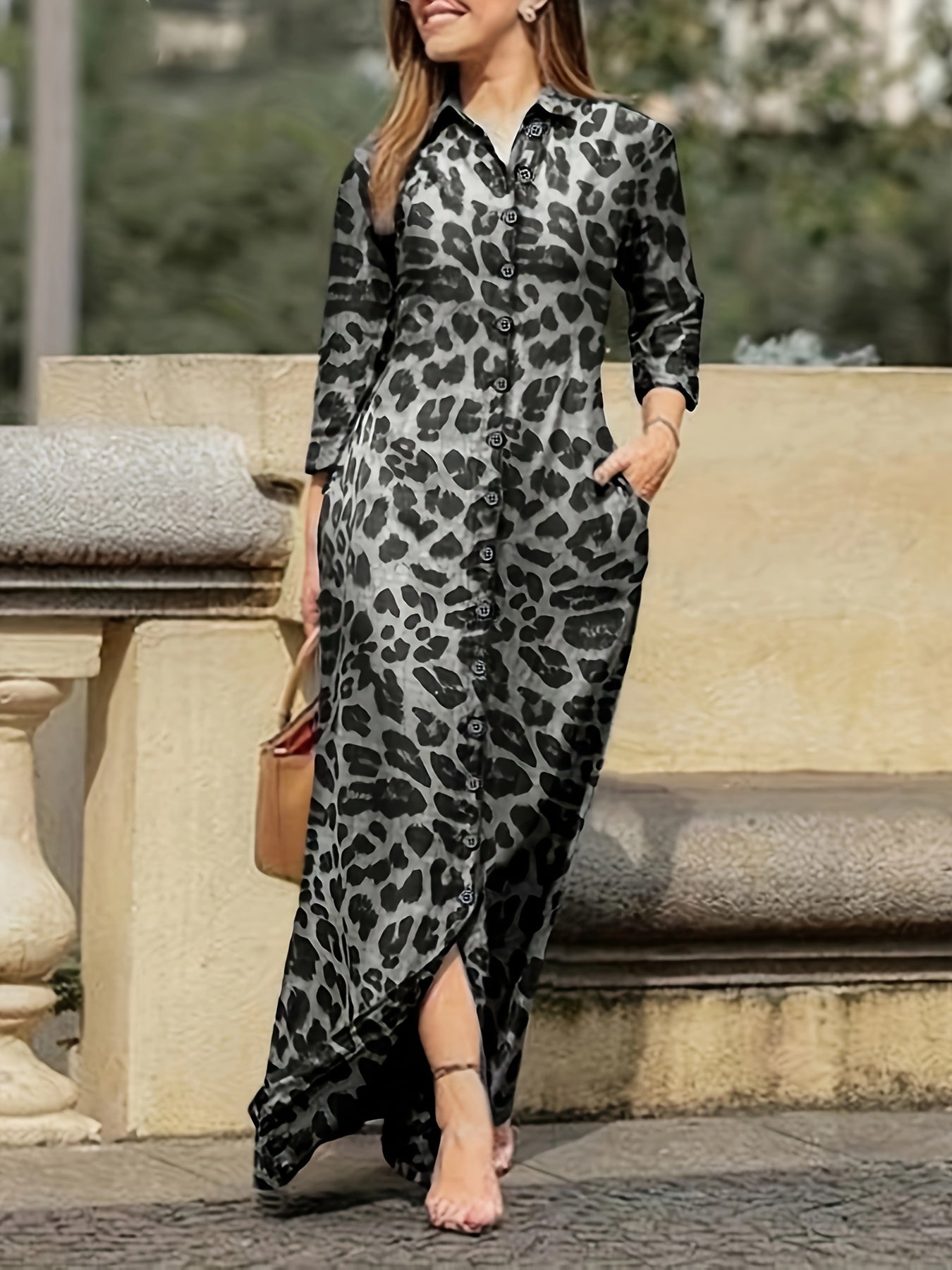 Emma | Maxi-jurk met luipaardprint en knopen