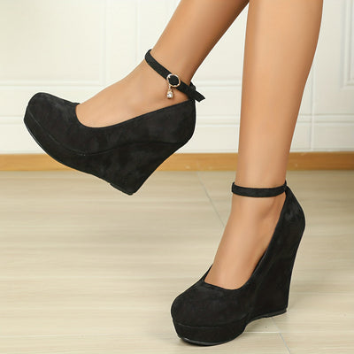 Mara | Stijlvolle dames sleehak schoenen met gespsluiting