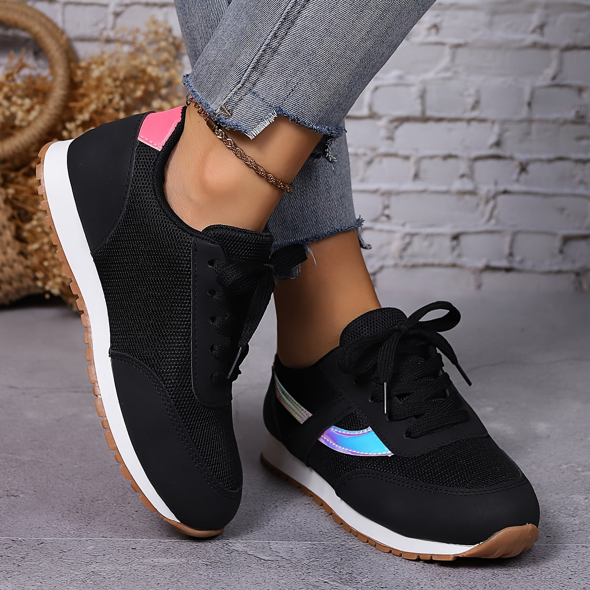Joyce | Breathable black casual women's sneaker