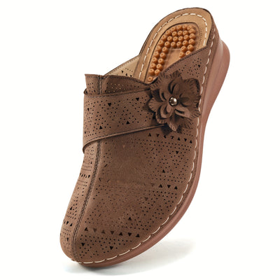 Lotte | Women's platform wedge heels with floral decoration