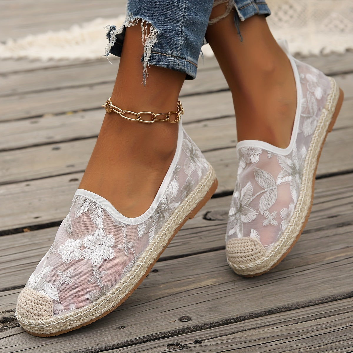 Lotte | Breathable mesh slip-ons for women