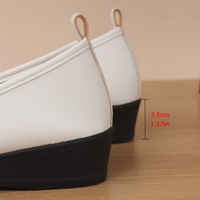 Lotte | Classic white ballet shoes with gold cross pattern