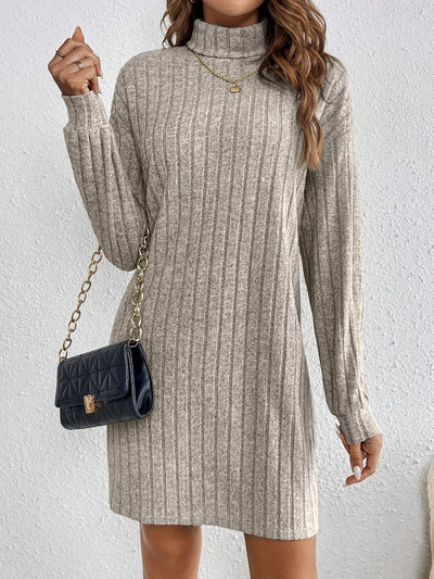 Sophie | Effen turtleneck jurk met lange mouw in gebreid materiaal