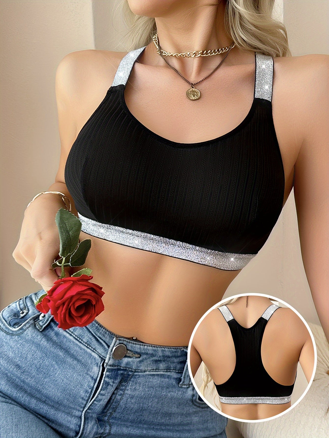 Lotte | Wireless sports bra in solid color with silver strap detail