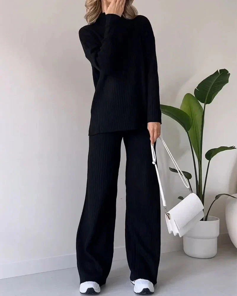 Ribbed Wide Leg Lounge Set – Two-Piece Comfort Suit