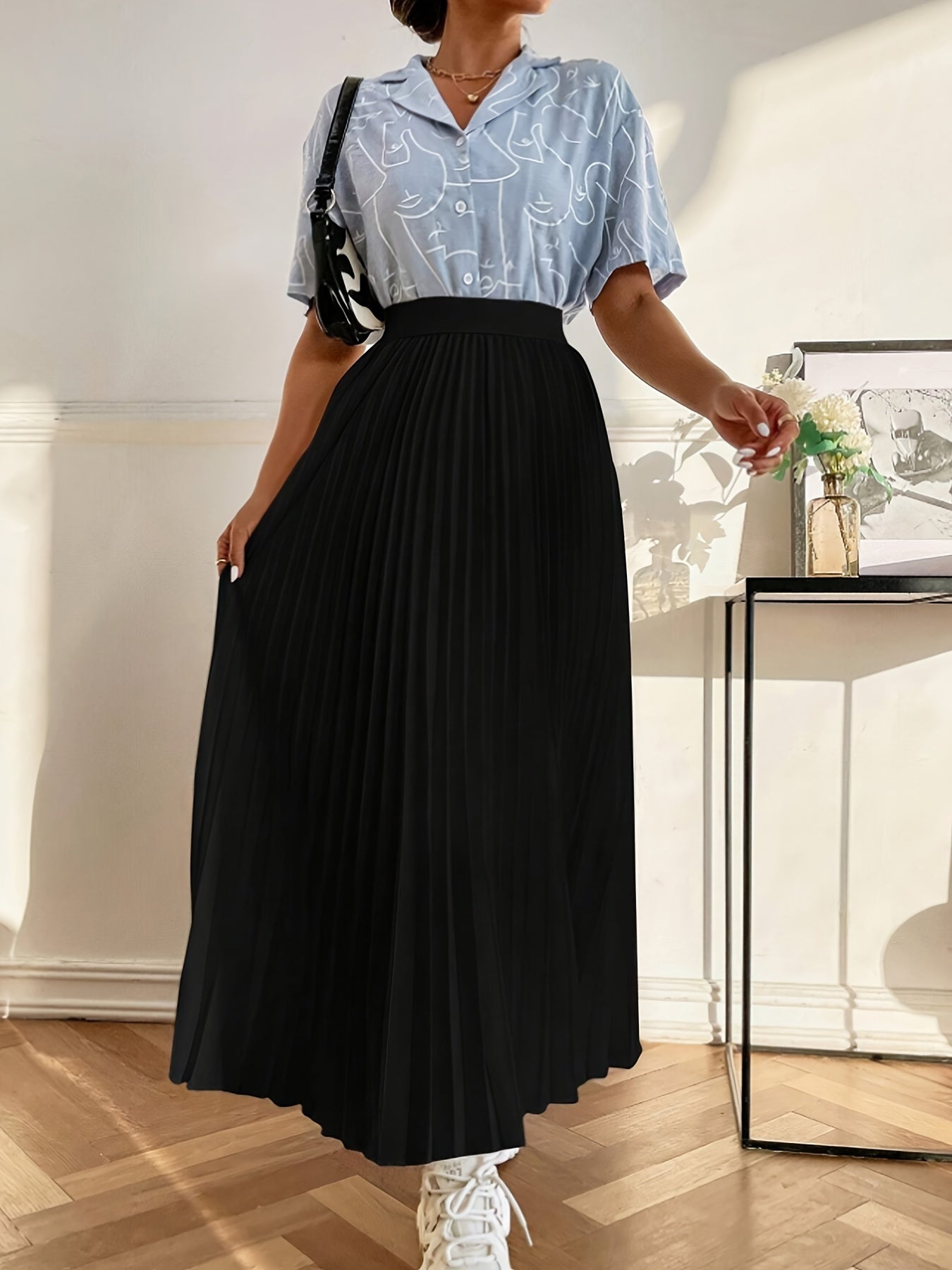 Lara | Solid color high-waisted skirt