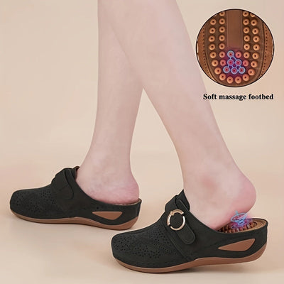 Lotte | Comfortable massaging sports sandals in solid color