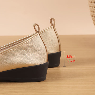 Lotte | Classic white ballet shoes with gold cross pattern