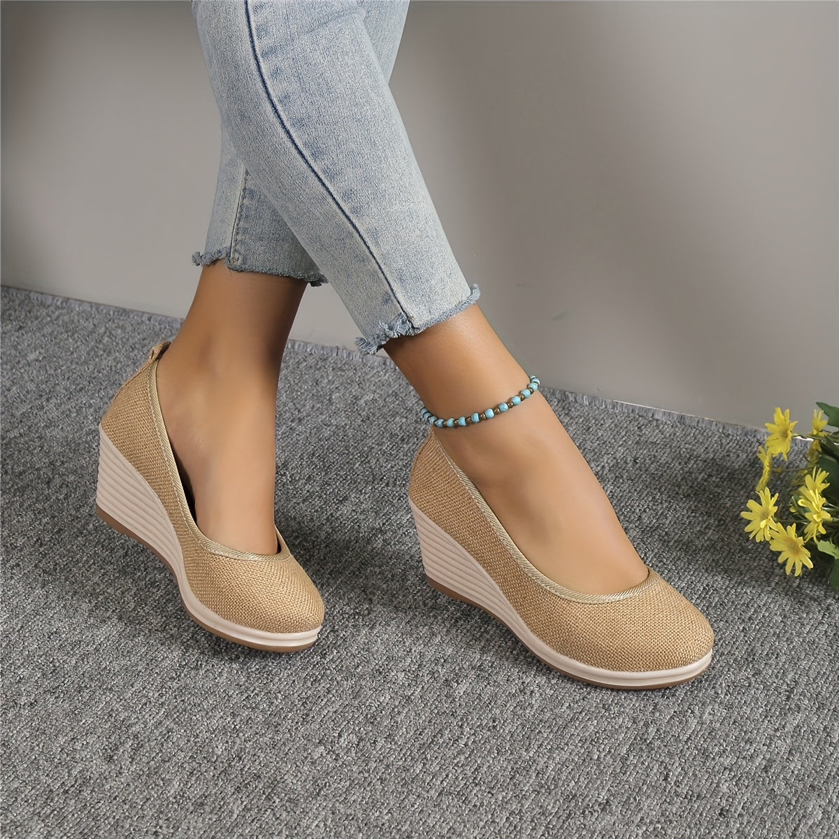 Femke | Breathable slip-on wedge shoes