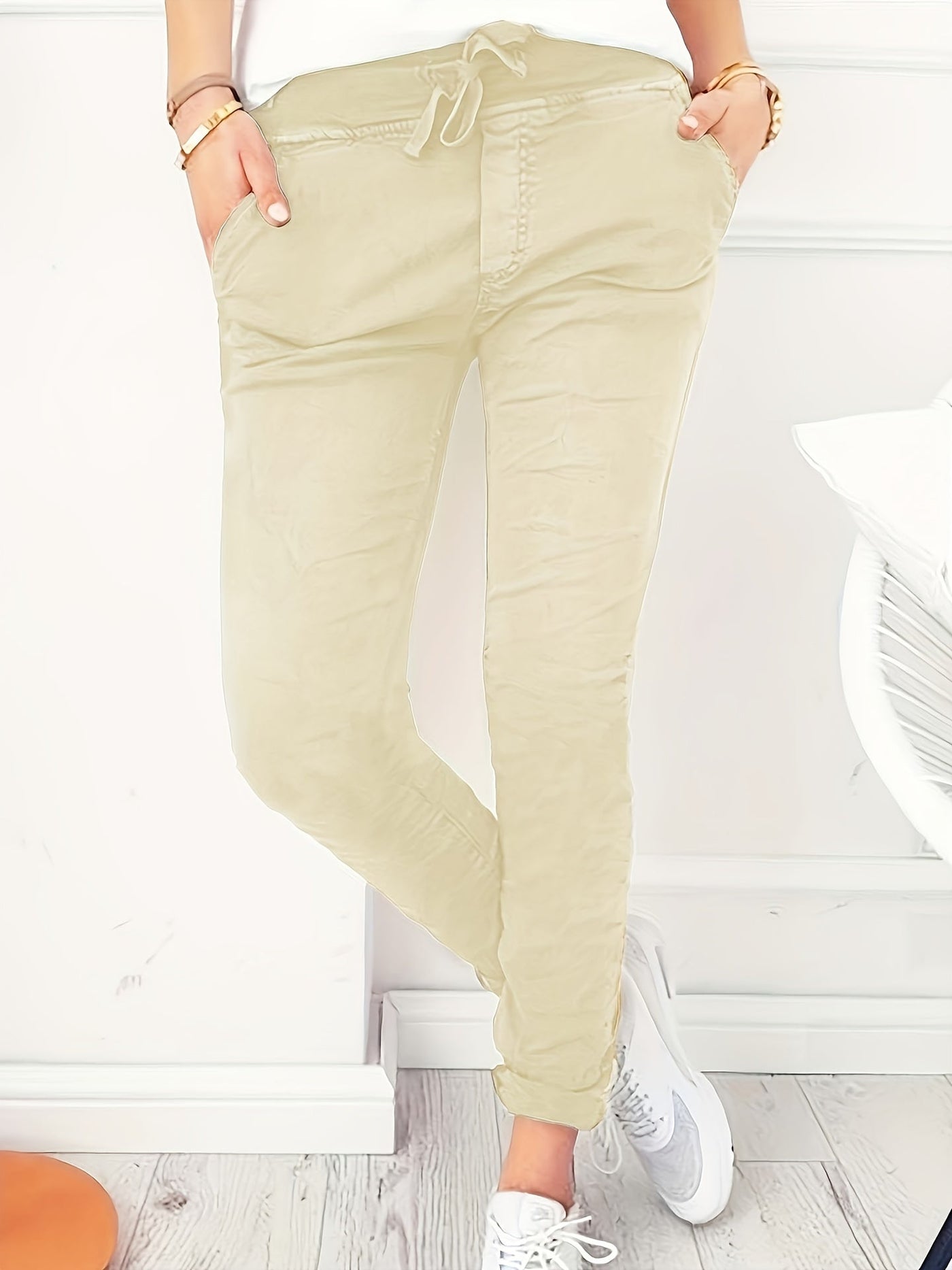 Femke | Casual solid-colored pants with pockets