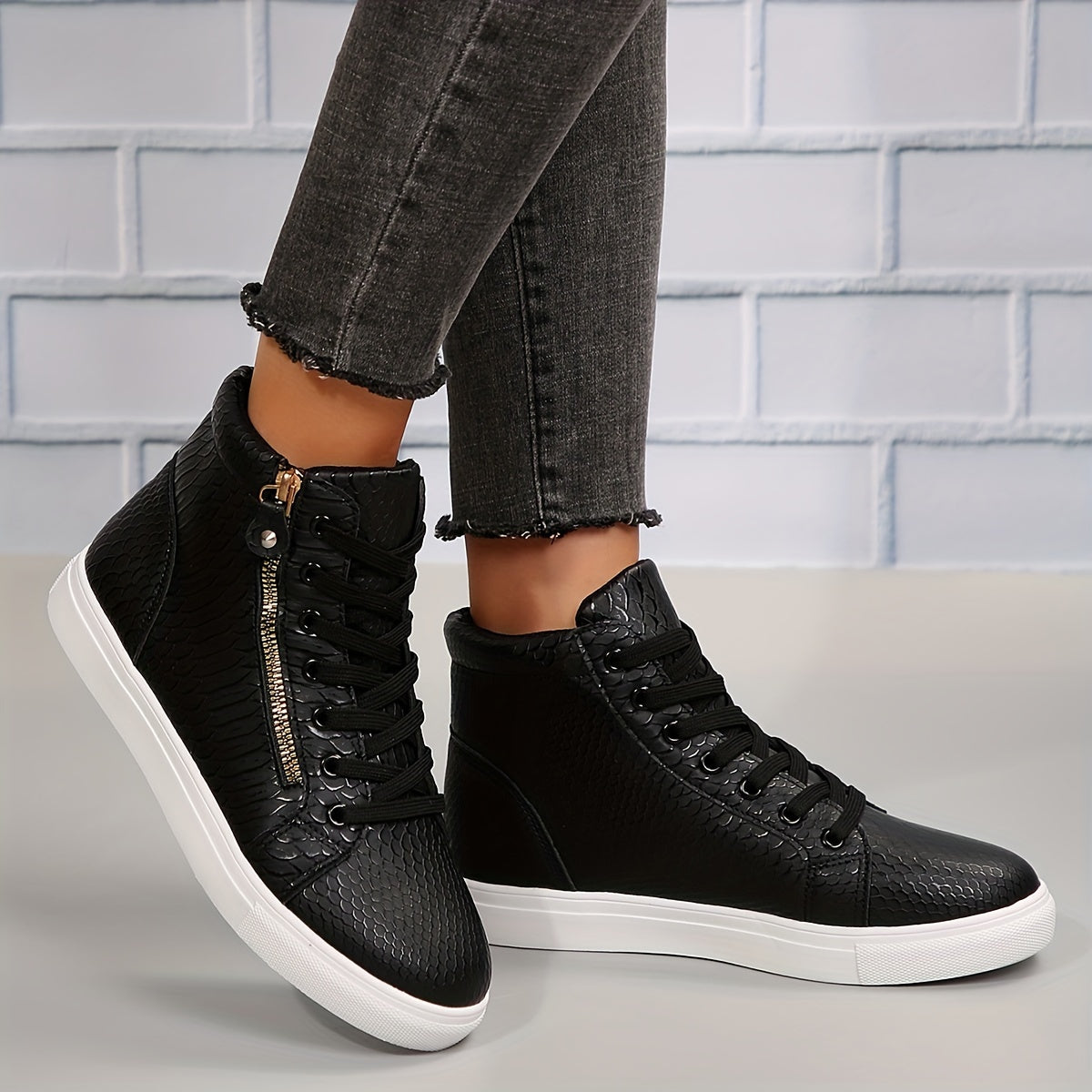 Sophie | Effen casual sneakers met rits