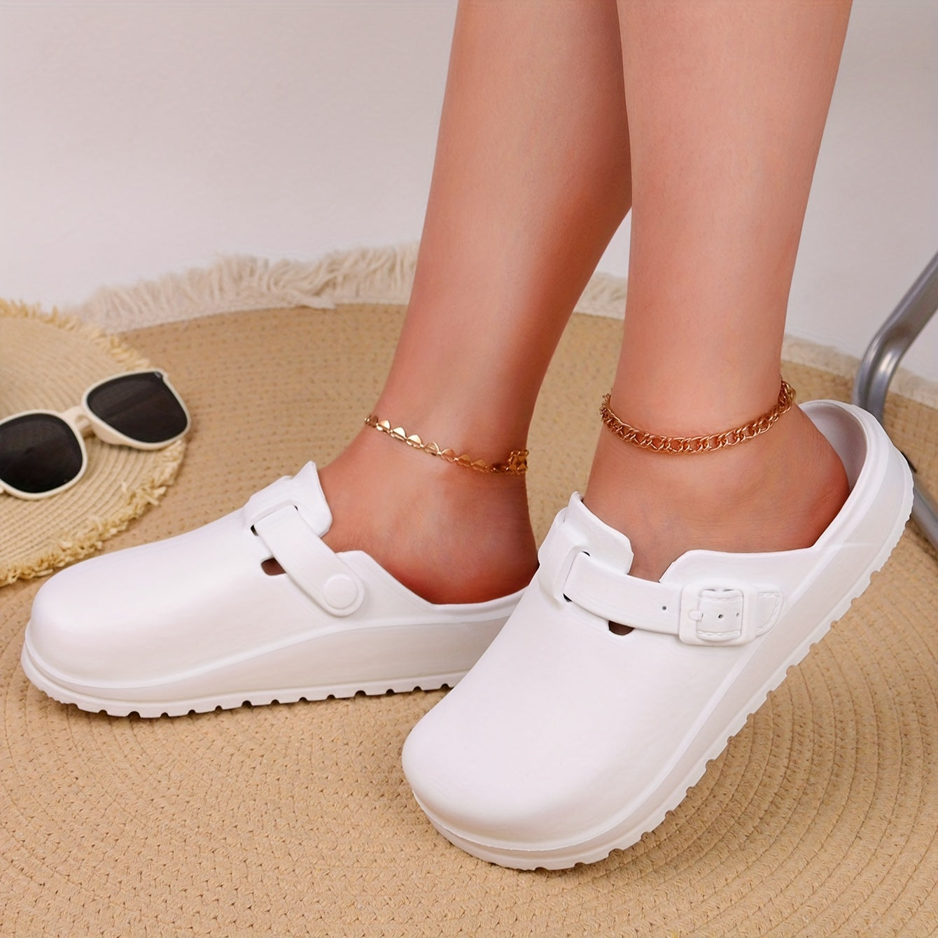 Loes | Comfortable and sustainable clogs
