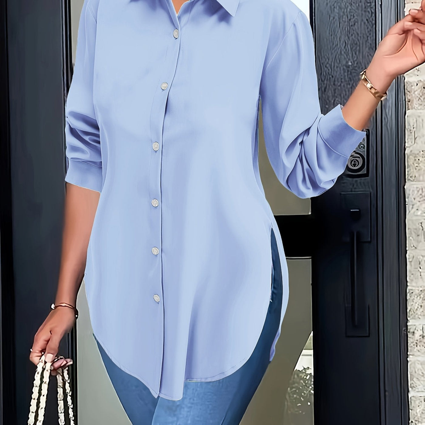 Elise | Elegant blouse with split button closure and long sleeves