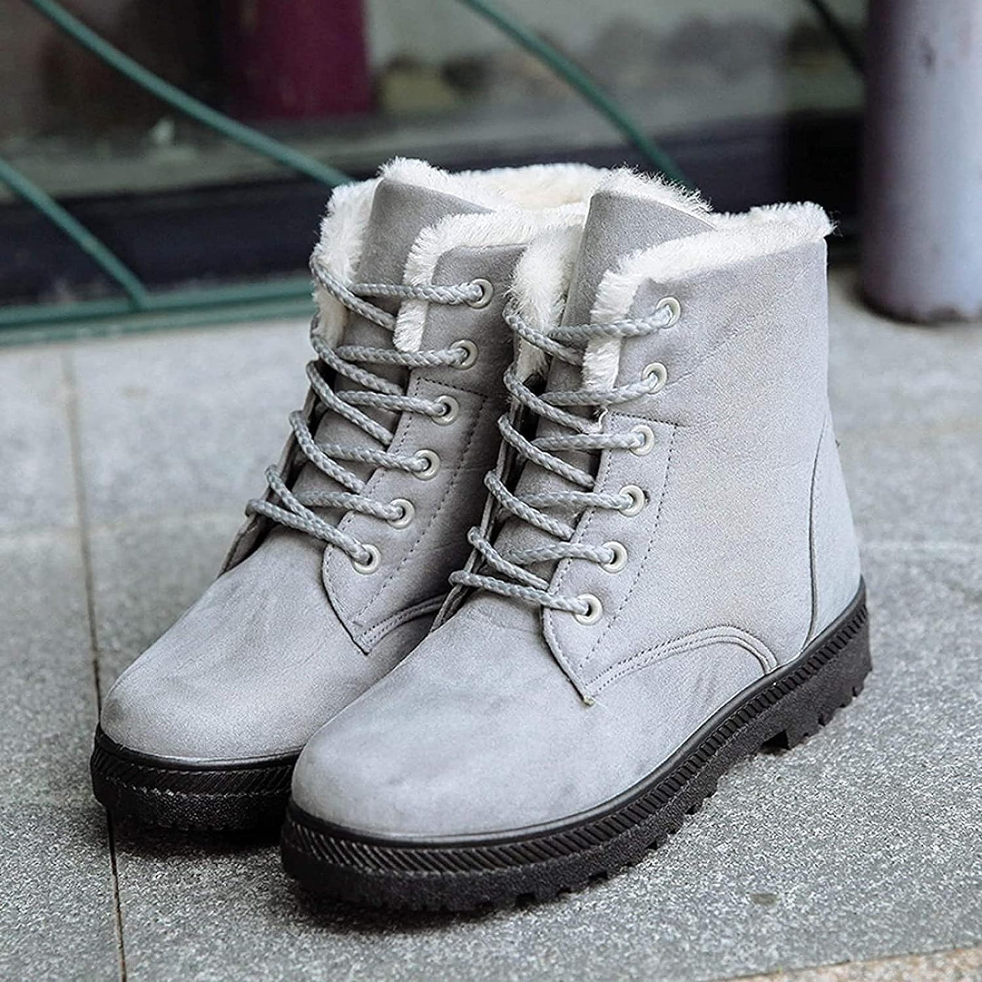 Elza - Non-slip snow boots with laces 
