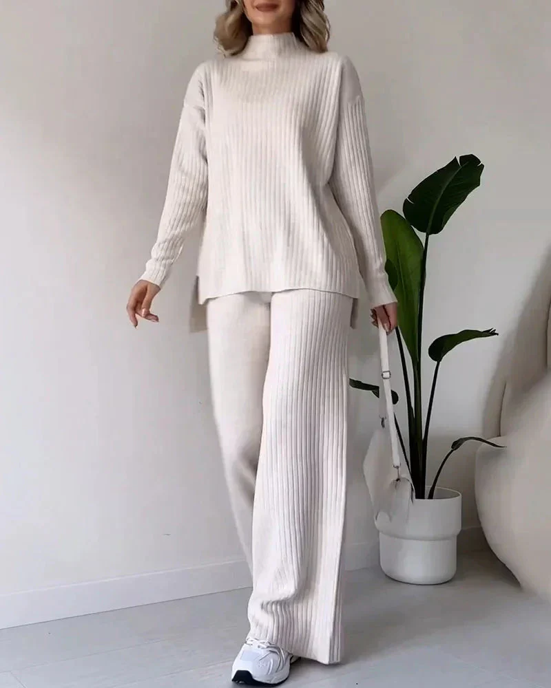Ribbed Wide Leg Lounge Set – Two-Piece Comfort Suit