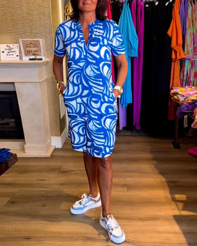 Jurk met Abstracte Print – Zomers Comfort in Casual Stijl
