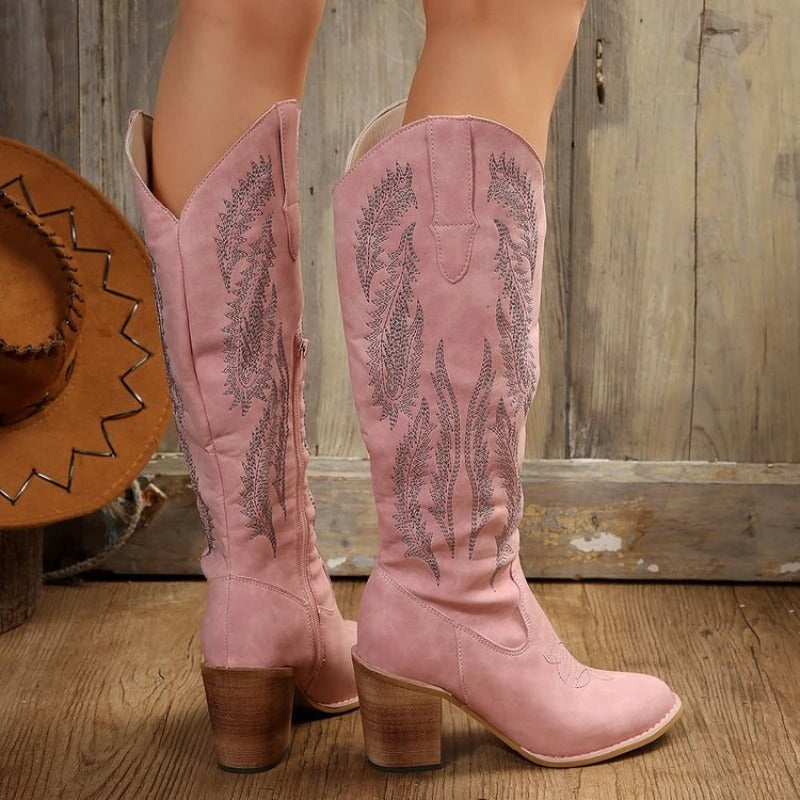 Eva | Pink cowboy boots with embroidery