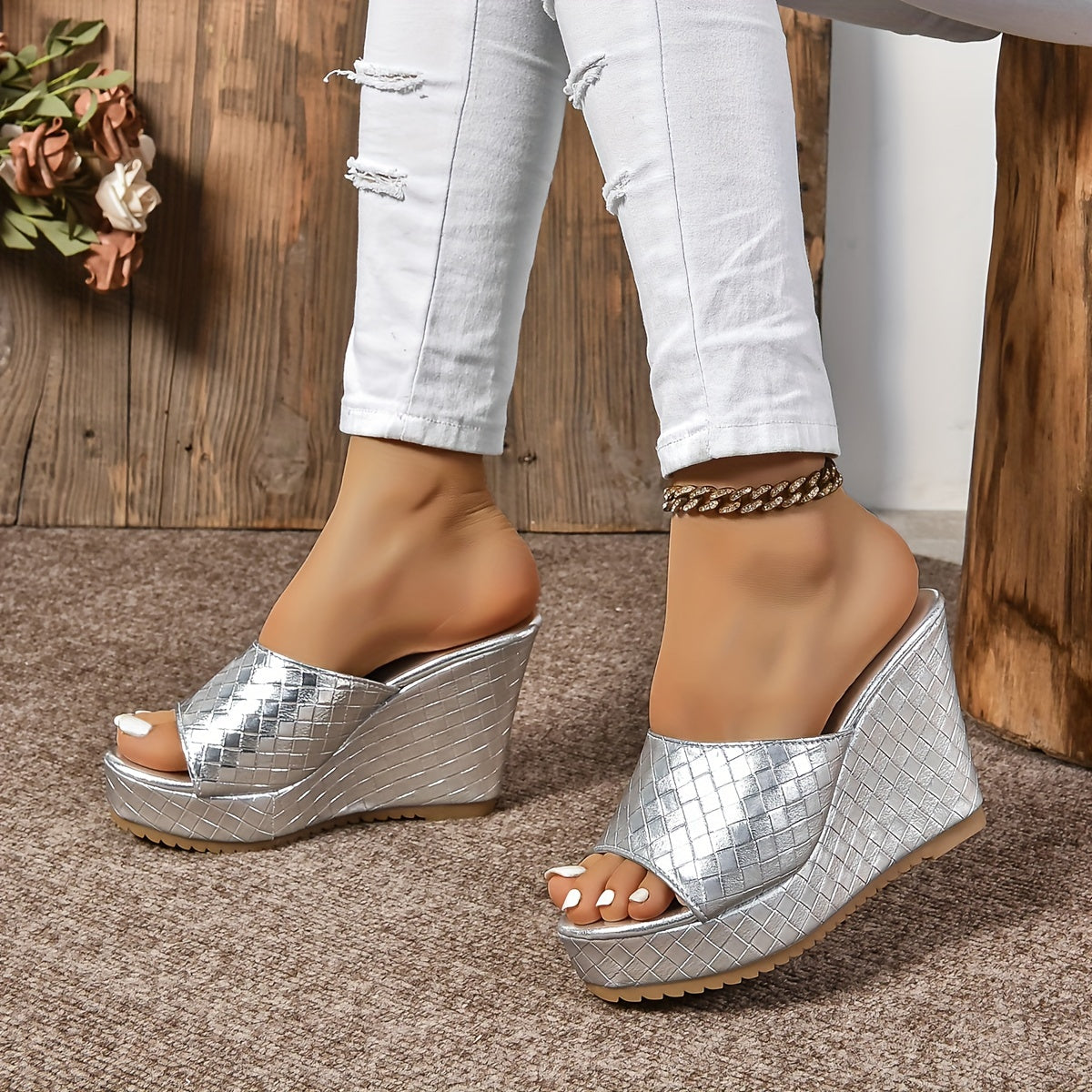 Nina | Modieuze dames peep toe wedge sandalen