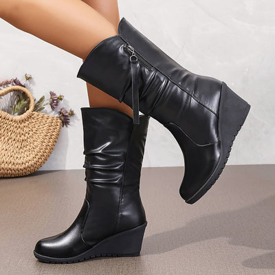 Lotte | Comfortable mid-calf boots with a heel and tassel