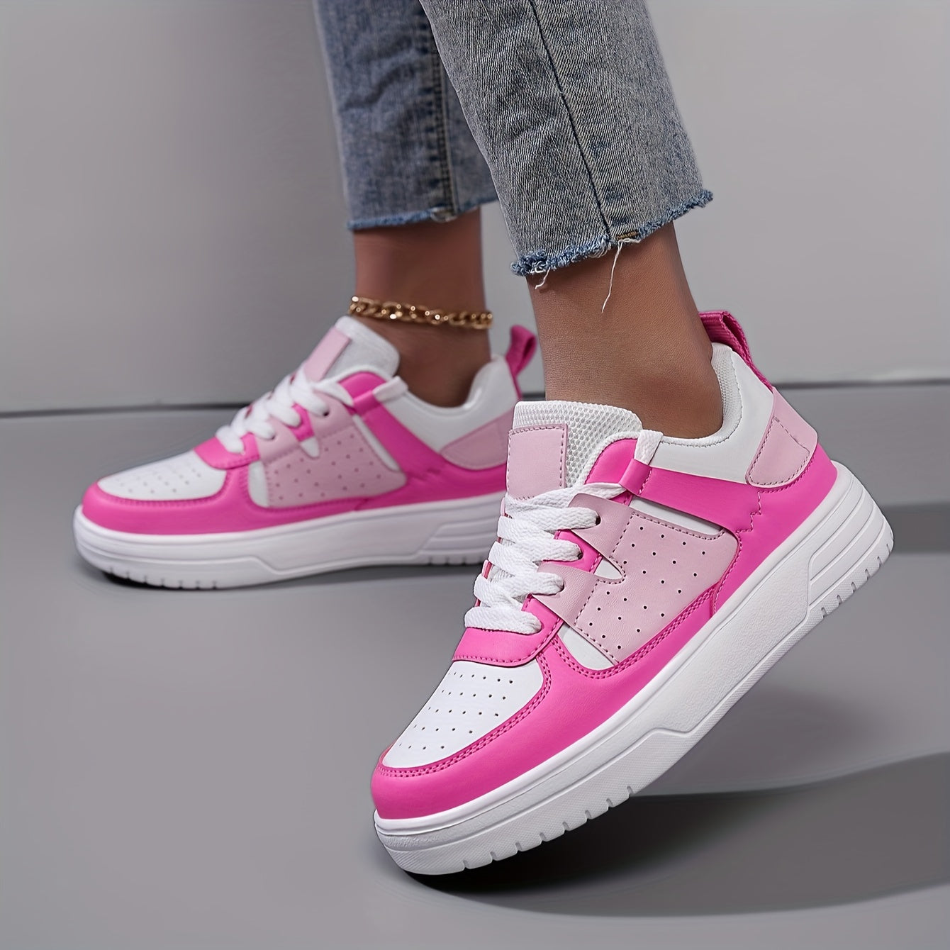 Joyce | Casual women's sneakers with color block and soft sole