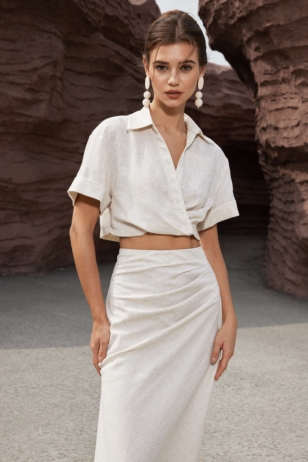 Victoria - Elegante Korte Linnen Crop Shirt voor Dames