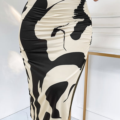 Lara | Pencil skirt with abstract print and ruffles