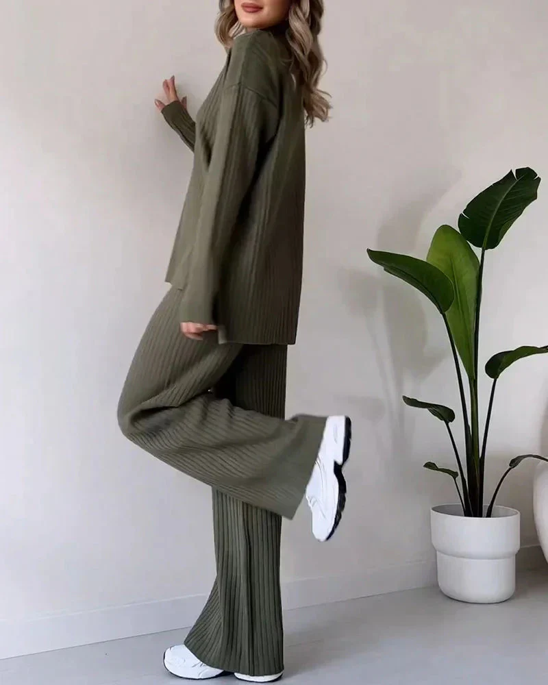 Ribbed Wide Leg Lounge Set – Two-Piece Comfort Suit