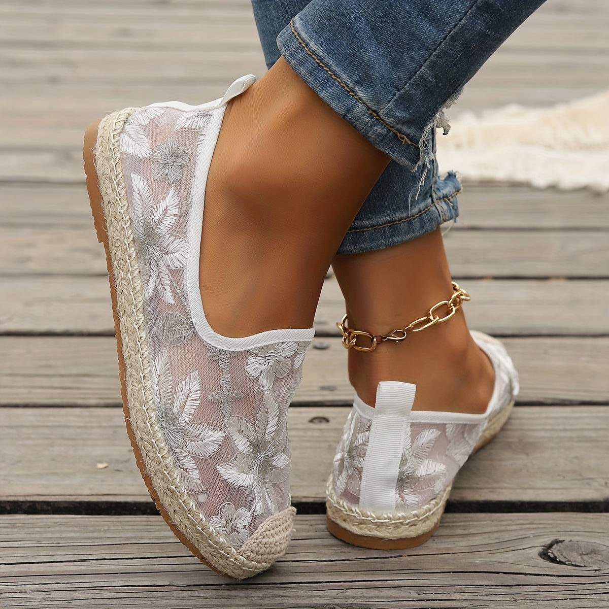 Lotte | Breathable mesh slip-ons for women