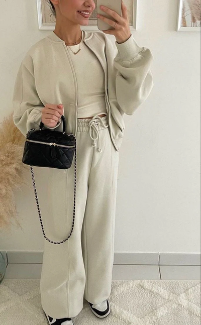 Loungewear Set with Zipper Vest – Relaxed Fit