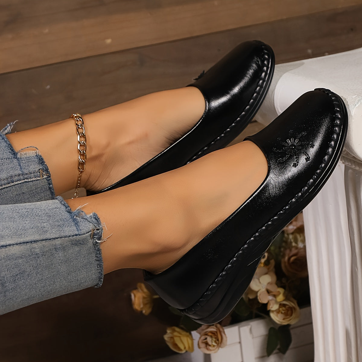Sanne | Casual dames instappers met strikdetail