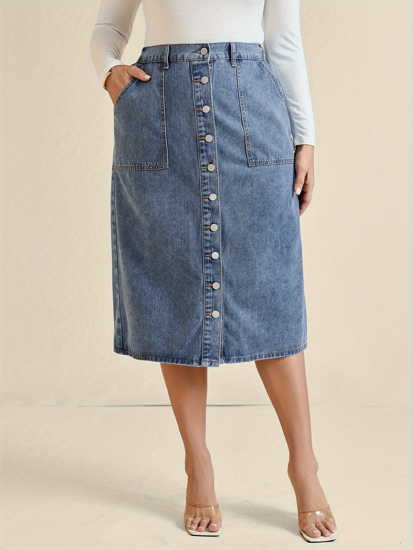 Kiki | Classic denim midi skirt with button detail