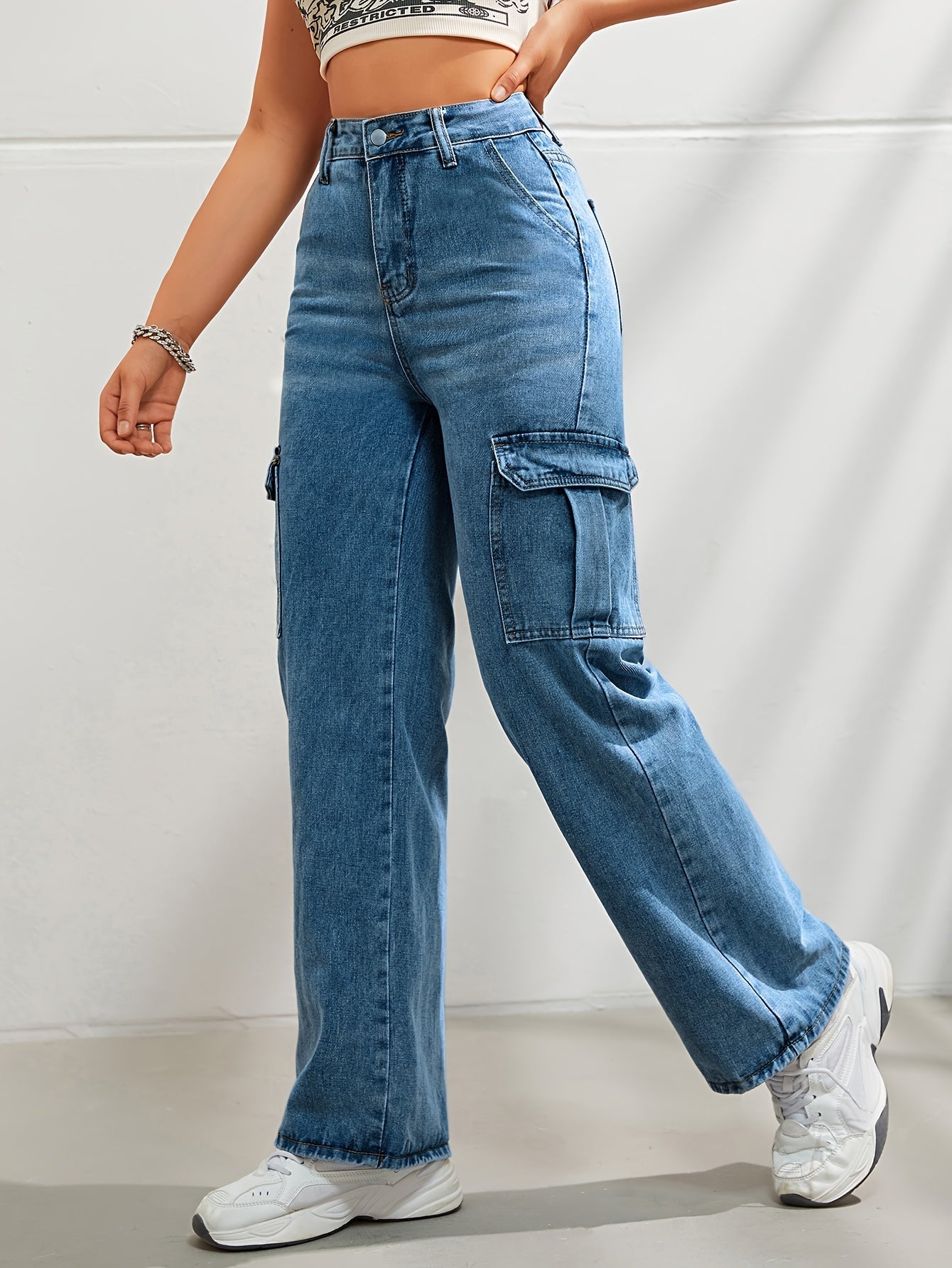 Noa | Casual denim cargobroek met wijde pijpen en hoge taille
