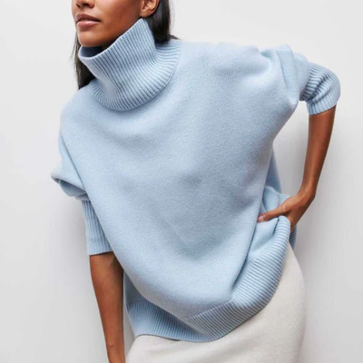 Knitted Women's Sweater with Turtleneck – Oversized Design