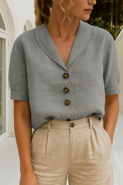 Dames blouse met sjaalkraag – Korte mouwen en knoopsluiting vooraan