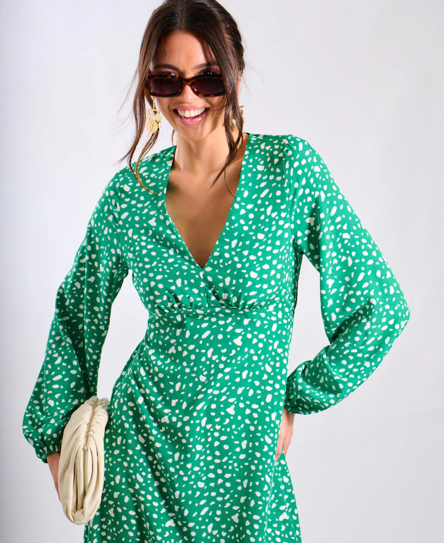 Dames midi-jurk – V-hals en lange mouwen met speels stippenpatroon