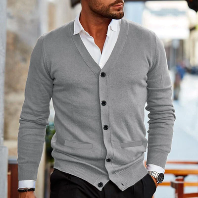 Men's cardigan with button closure – Finely knitted model with V-neck