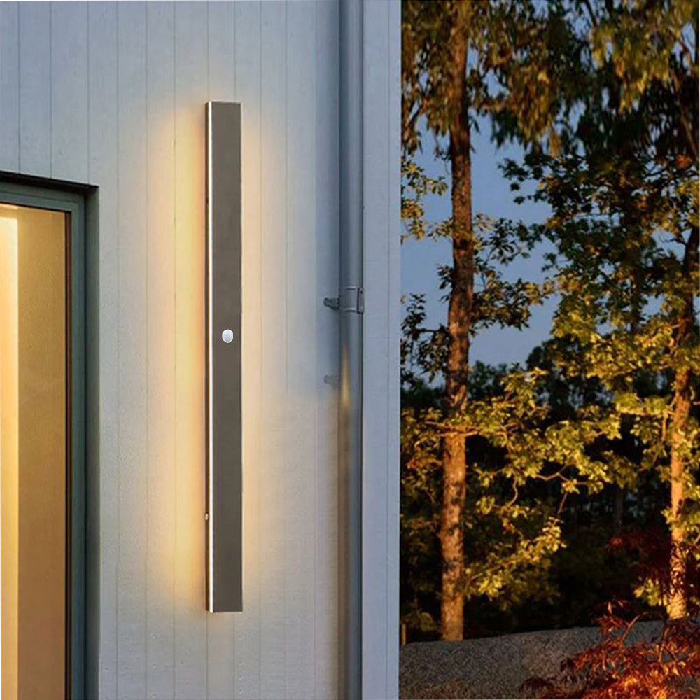 Raylume – Modern Linear Outdoor Wall Light Metal Acrylic