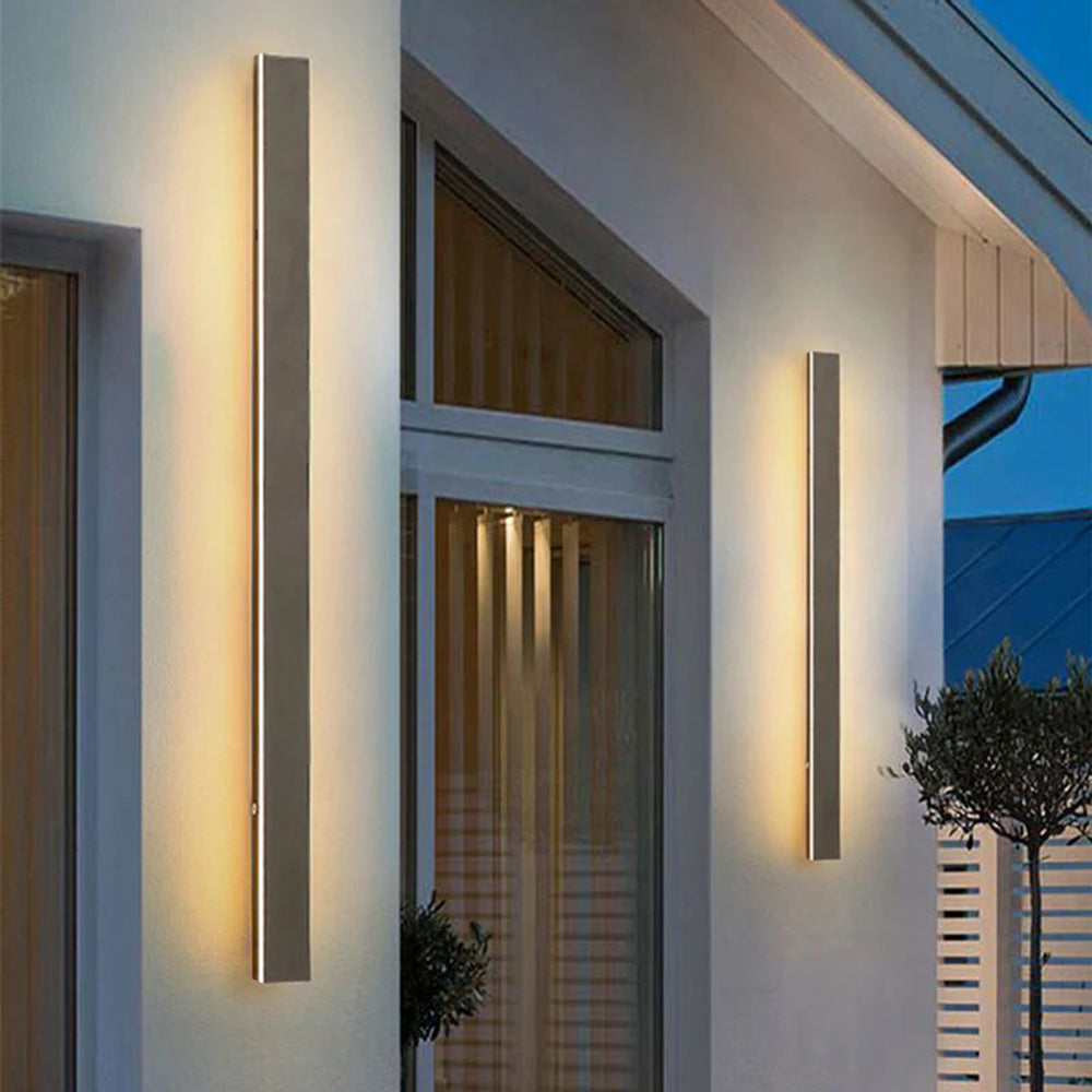 Raylume – Modern Linear Outdoor Wall Light Metal Acrylic