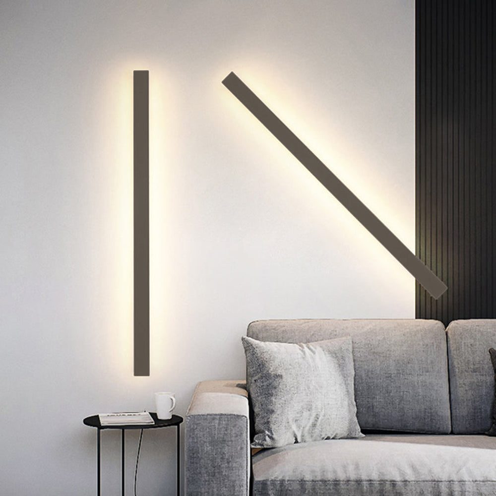 Raylume – Modern Linear Outdoor Wall Light Metal Acrylic