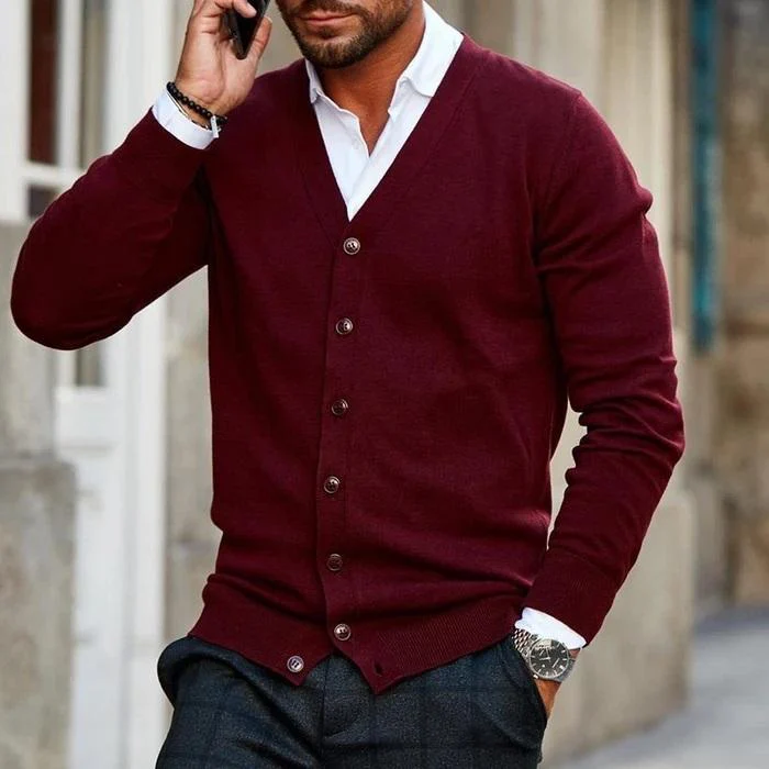 Men's cardigan with button closure – Finely knitted model with V-neck
