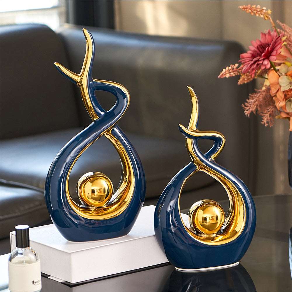 Aubelia – Ceramic Abstract Sculpture with Gold Accents
